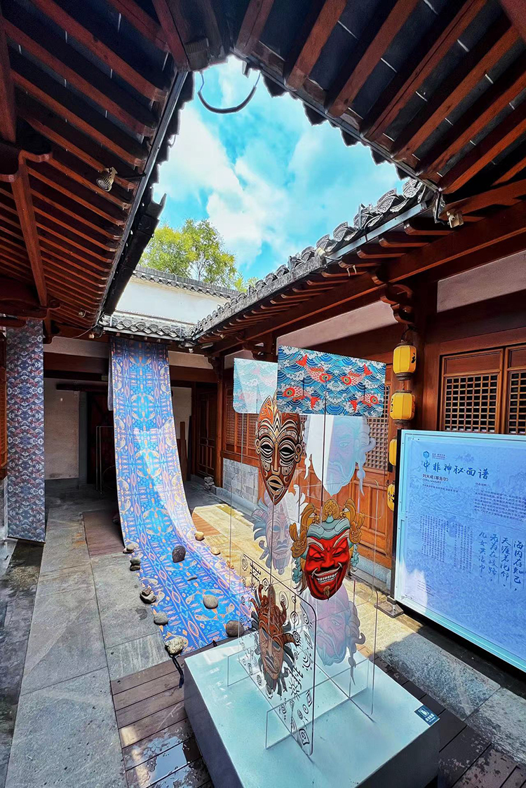 洒扫黄金台，招邀青云客——“歙县·唐诗天井”国际艺术驻留创作营首期展览开幕