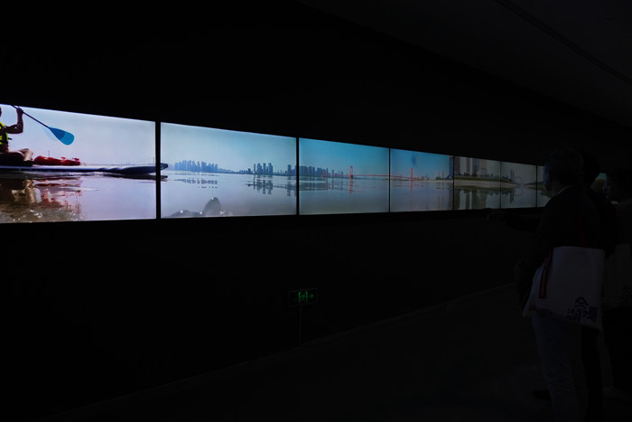 桥与虹，映照出当下时代的苏州意象——吴洪亮谈第六届金鸡湖双年展