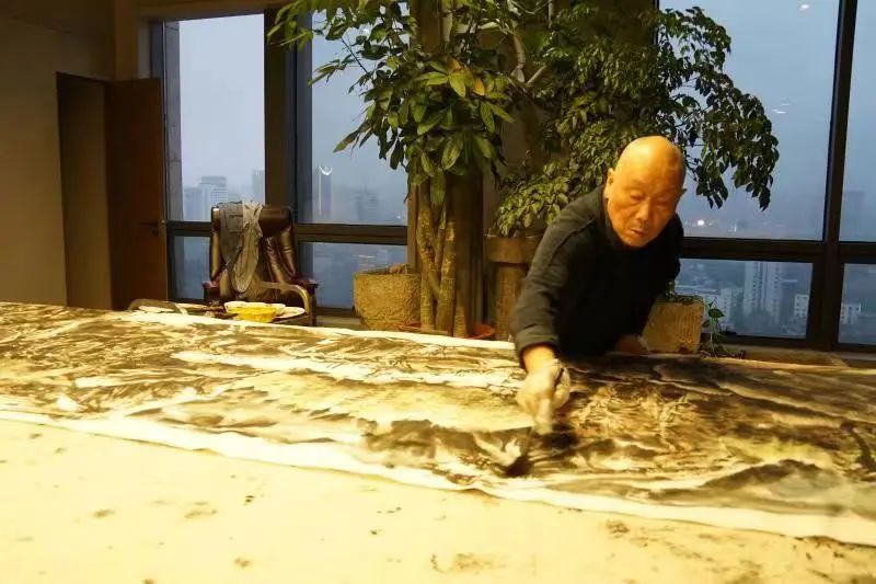 天高地厚 —— 读朱松发先生山水画