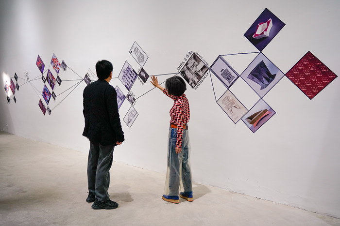 捷克立体主义论坛｜张子康赞美立体主义沙发就像爱马仕