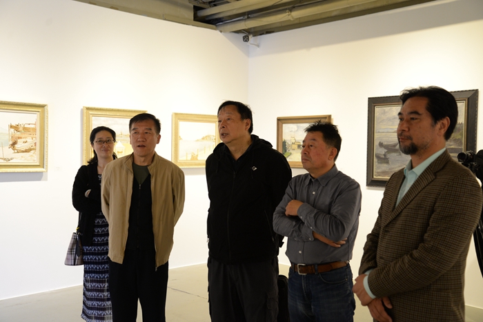 “油画中的威海——八人作品展”在中国油画院云上美术馆举行