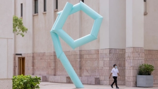 博物馆与公共艺术：分歧竞争还是创新共存？