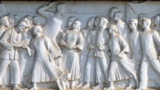 席华：公共艺术“在地性”不足会导致形式花哨内容空洞